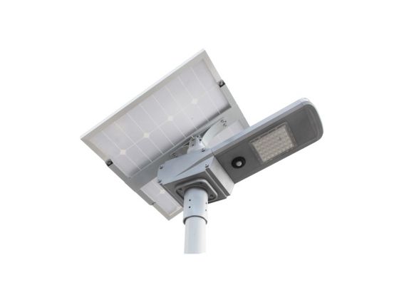 Le réverbère solaire à télécommande sans fil de puissance élevée 30W IP65 imperméabilisent 4200LM