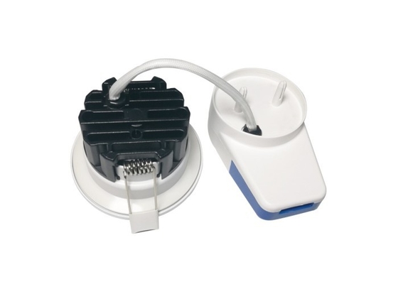 Faites face à l'angle de faisceau large enfoncé mené par Smart variable de Downlight 7W le TDC de preuve de feu de couverture