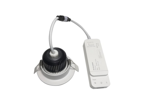 Dimmable Smart LED Downlights C.A. 200-240V le TDC 2700-6000K anti-éblouissant de 8 watts