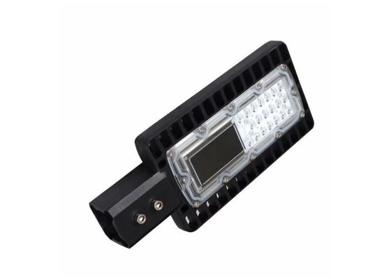 C.A. mené extérieur 110V CRI80 6500K 30W d'aluminium des appareils d'éclairage IP65 de région de route de route