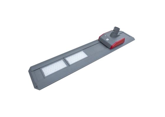 Le matériel en aluminium solaire intégré par 40W 5-6m de réverbère IP65 installent la taille